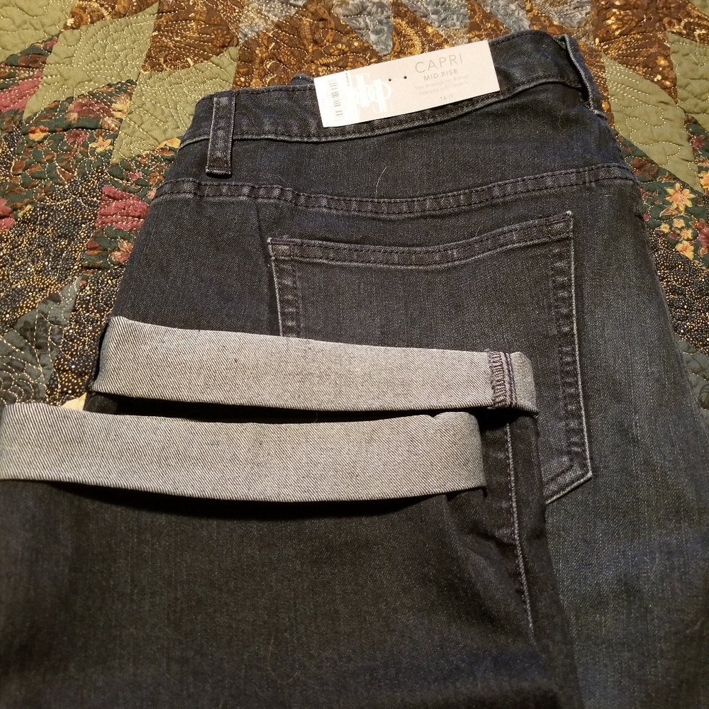 Denim capris